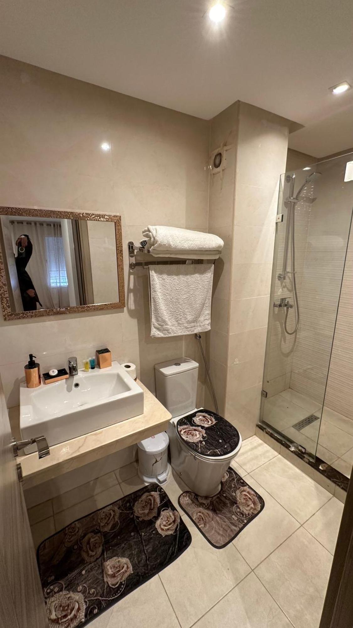 Luxury Family Appart 7 Pers - Checkpoint - Oujda Center Exteriör bild